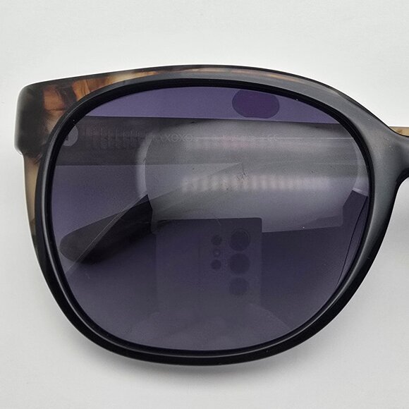 XOXO Key Largo Tortoise Frame Polarized Grey Gradient Lens Sunglasses w/ Case - Picture 14 of 16